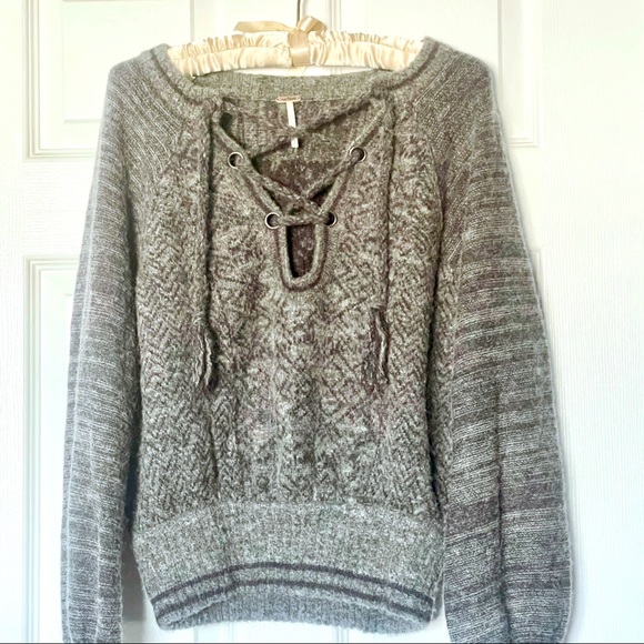 FREE PEOPLE Tie Front Grey Sweater - Picture 4 of 5